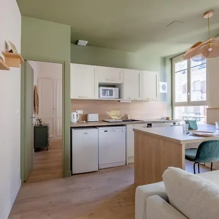 Apartment De Standing Place Saint Marc Iii G *